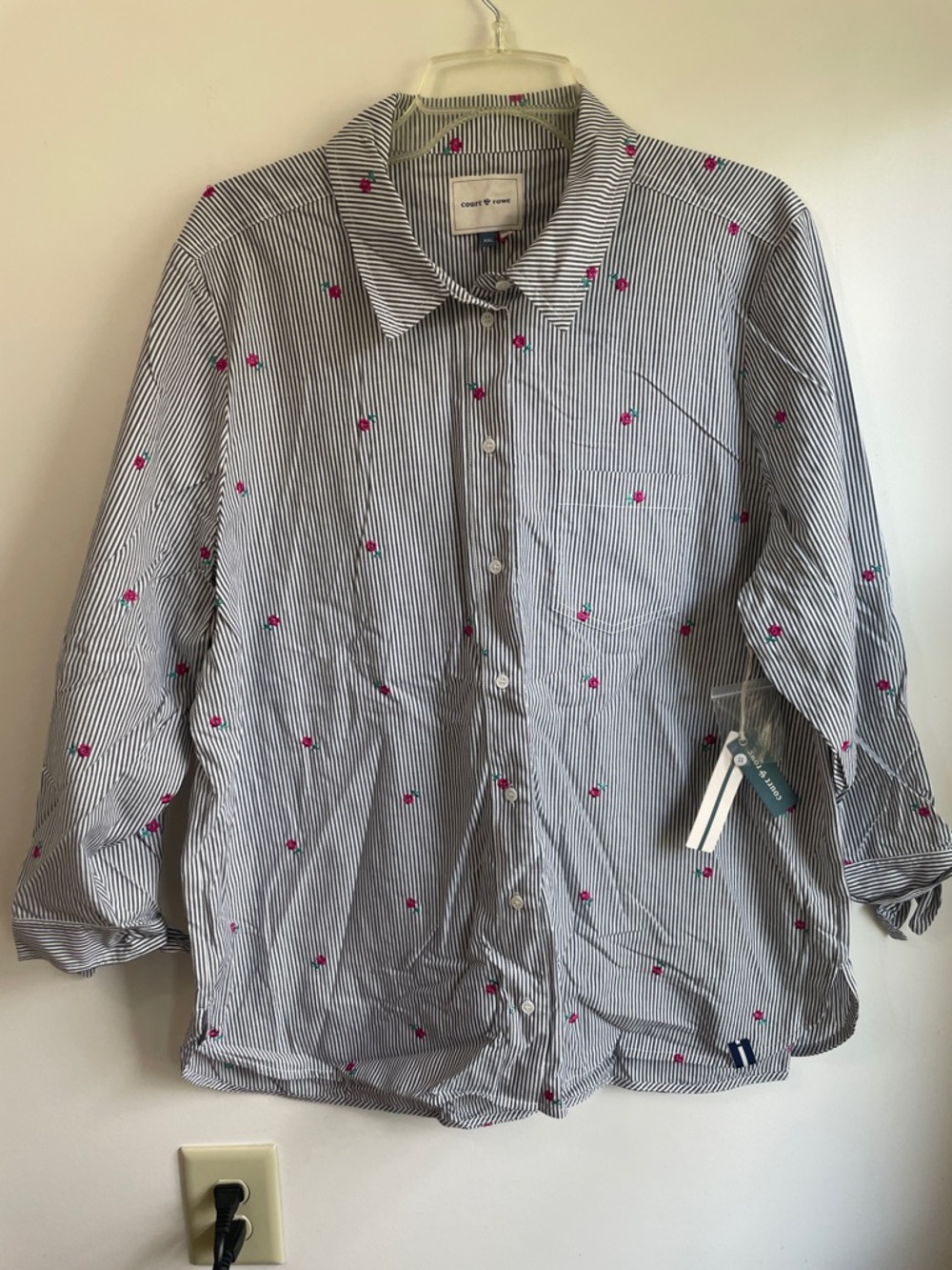 NWT COURT & ROWE Striped Embroidered Floral Long-Sleeve Button Front Shirt XXL